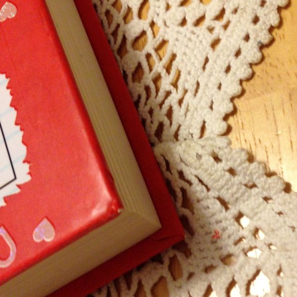 Dork Diaries, Middle Grades, Volume 6, Tales from a not-so-happy heartbreaker - Picture 6 of 6